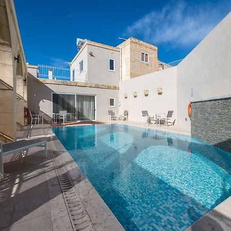 Zeppi'S Luxury Holiday Farmhouse With Private Pool Għarb Exteriör bild