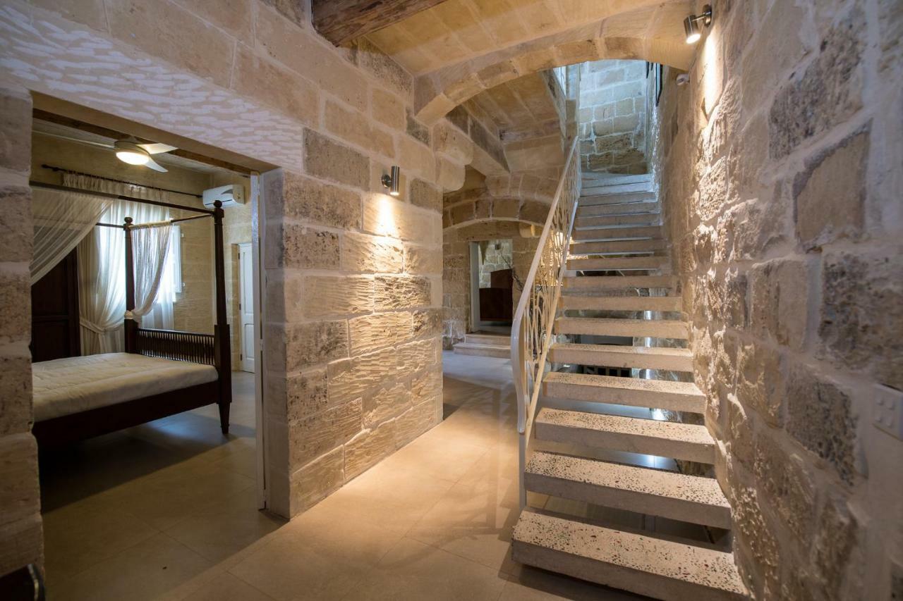 Zeppi'S Luxury Holiday Farmhouse With Private Pool Għarb Exteriör bild