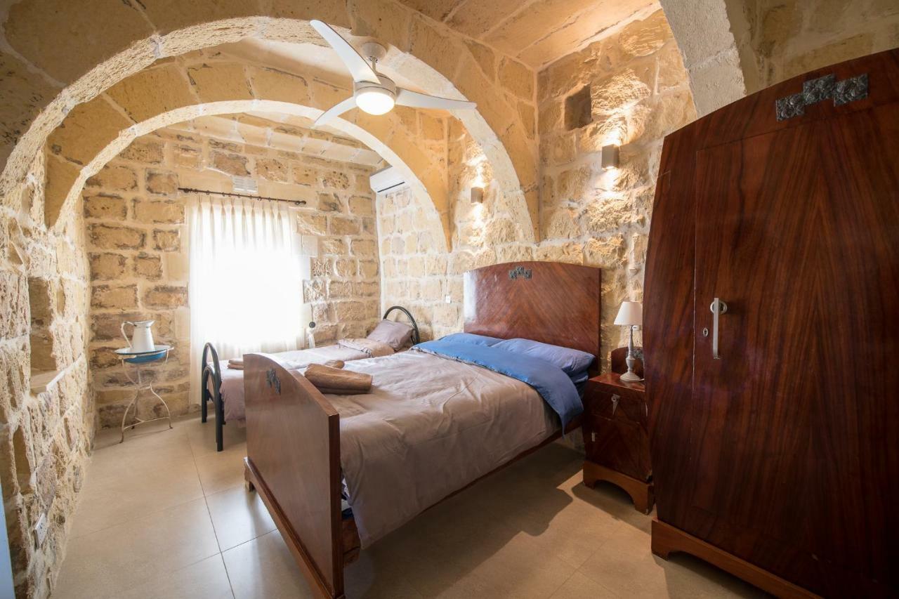 Zeppi'S Luxury Holiday Farmhouse With Private Pool Għarb Exteriör bild