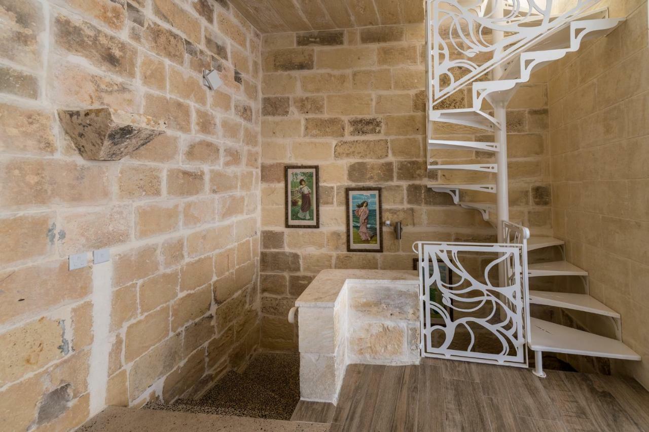 Zeppi'S Luxury Holiday Farmhouse With Private Pool Għarb Exteriör bild